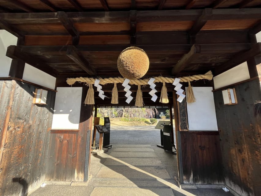1-Day Walking Tour around Kobe : Mountains, Sea and Sake - What the $136 price includes