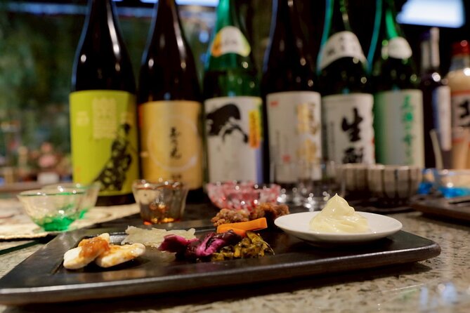 Cherry blossom & Japanese Sake Tasting in Shinjuku - Shuma’s setting and the mood of the room