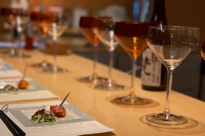 Experience Tasting Fukui's Local Sake in Lacquered Glasses - Arriving at Kubota Liquor Store in Sabae