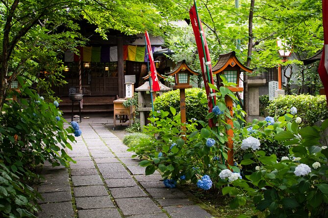 Fushimi Kyoto Walking Tour with Sake Tasting and Canal Boat Ride - The Jikkoku-bune boat ride is the tour’s visual highlight