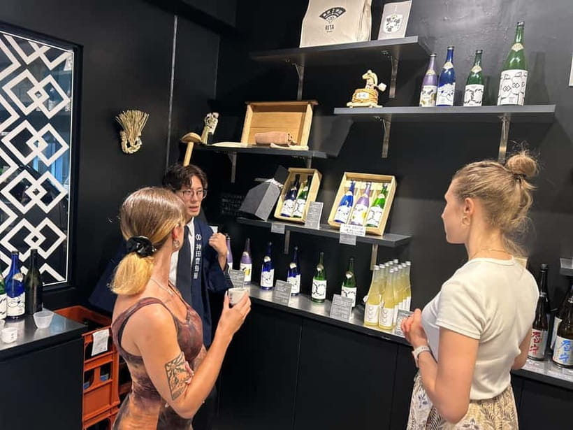 Historic Kanda Sake Tasting at Tokyo’s Oldest Shop (1596) - Why this Kanda sake experience feels different