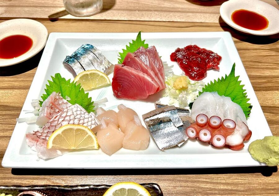 In Fukuoka! Guide to an Izakaya only 100% locals know. - Walking 15 minutes to the second izakaya
