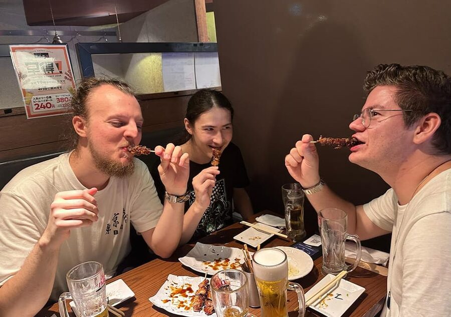 In Fukuoka! Guide to an Izakaya only 100% locals know. - Who will enjoy this evening most