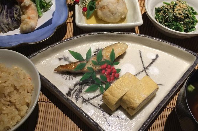 Izakaya Style Cooking Class - Preparing several dishes instead of one long recipe