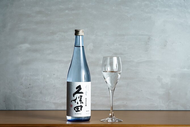 Japanese Sake & AI Leisurely Tasting Plan at Kubota Sake Bar - The Matched Pour and Snack Plate