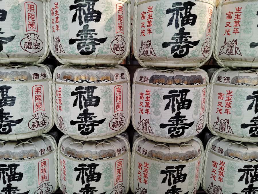 Kobe: 3-Hour Sake Breweries Tour with Special Tasting - The guides make the difference