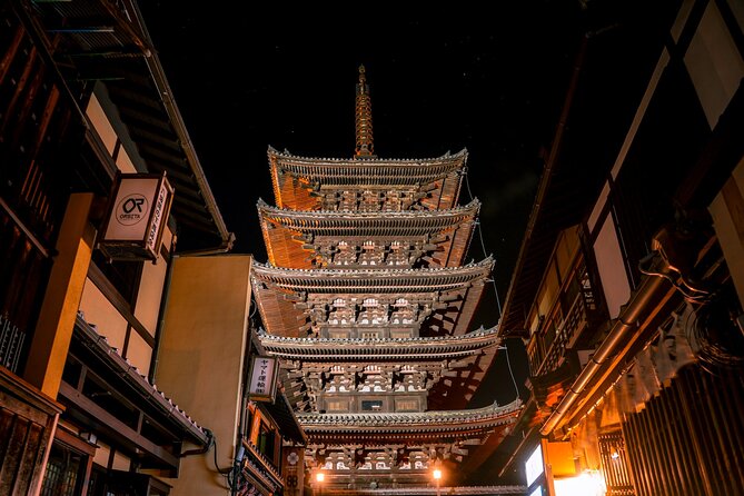 Kyoto: Gion Geisha District & Sake-in-Hand Walking Tour - Gion and Hanamikoji Street