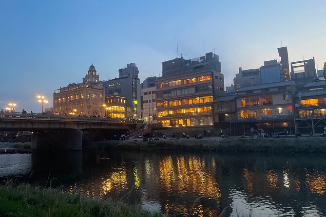 Kyoto Night Food & Izakaya Hopping Tour in Pontocho - Why Pontocho makes a good evening food walk