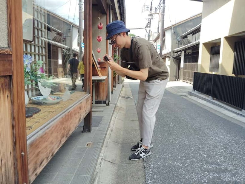 Nara: Sake Tasting Tour at the Birthplace of Japanese Sake - Walking, comfort, and accessibility