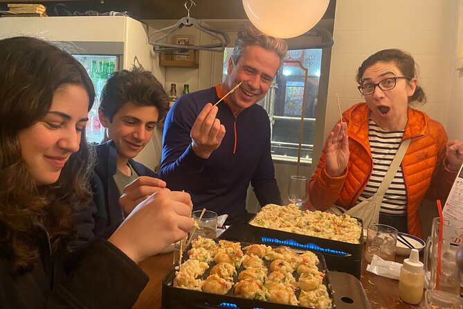 Osaka Soul : IZAKAYA Shinsekai to Dotonbori Food Paradise！ - Michelin-rated takoyaki in Dotonbori