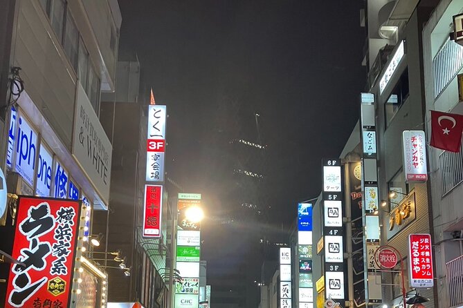 Private Bar Hopping Tour in Shinjuku, Tokyo - Who should book this evening