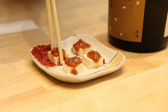 Private Sake Tasting in Central Kyoto with Sake Sommelier - Snacks that keep the tasting grounded