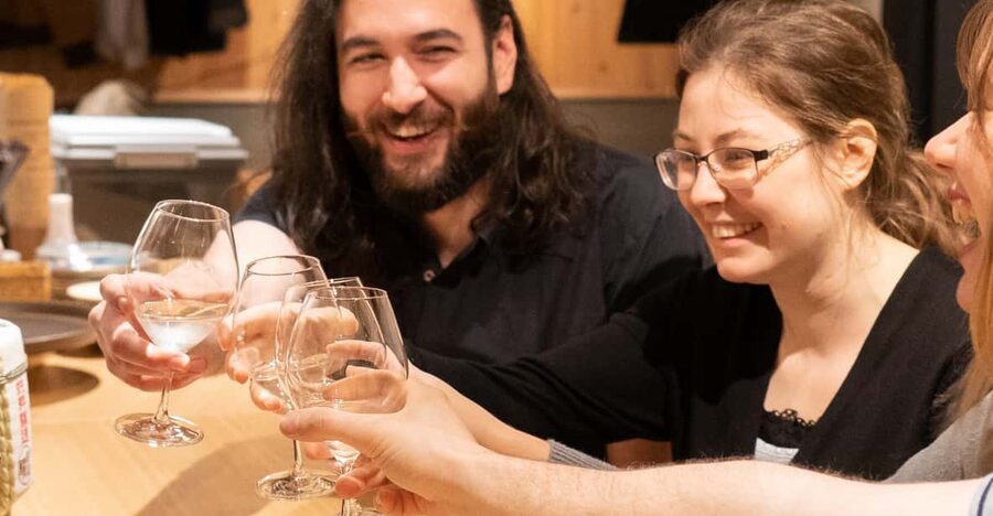 Sake & Food Pairing with Sake Professional - Pairing sake with Japanese snacks