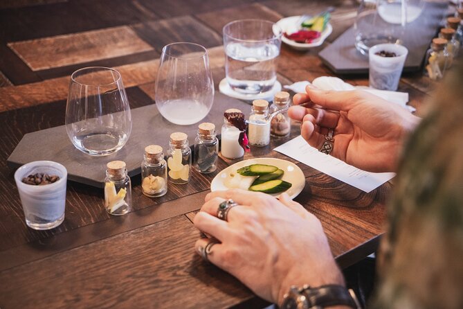 Sake Omakase in Tokyo: Guided Tasting by Certified Sommeliers - Starting at Linden House in Kanda