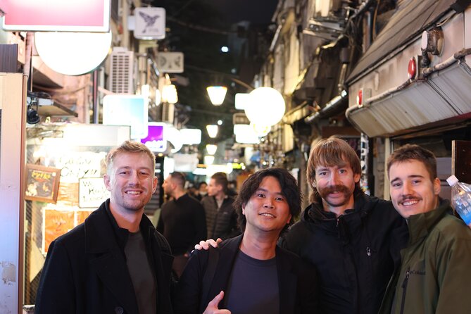 Tokyo Izakaya crawl (A tour of 2 izakayas, 1 bar, and a shrine) - Neon Kabukicho without rushing past it