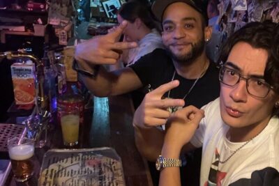 Tokyo Izakaya crawl (A tour of 2 izakayas, 1 bar, and a shrine)