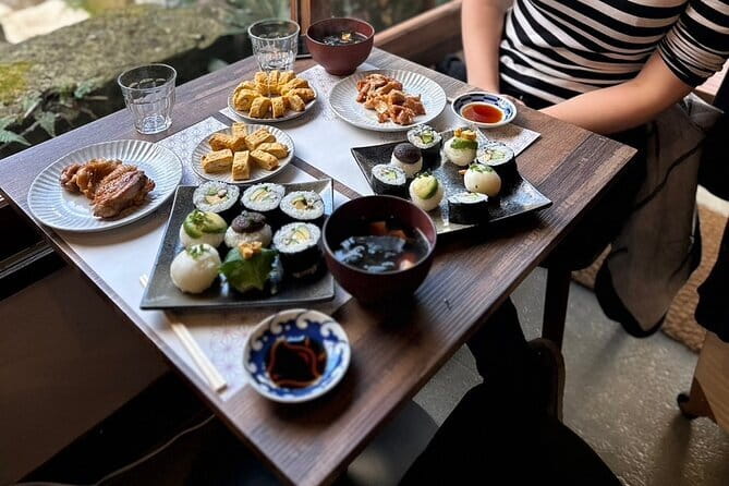 Tokyo Night Cooking Class: 5 Home-Cooked Japanese Dishes - Cooking five izakaya dishes in one evening