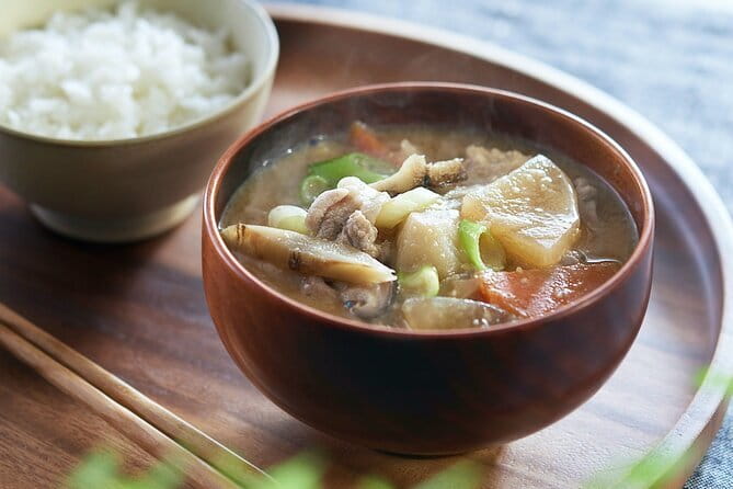 Tokyo Night Cooking Class: 5 Home-Cooked Japanese Dishes - What the class is like for families and solo visitors