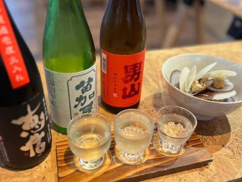 Tokyo: Private Tsukiji Street Food & Sake with Local Guide - Should you book this Tsukiji tour?