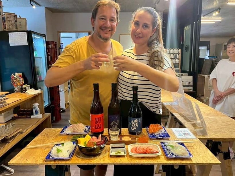 Tokyo: Private Tsukiji Street Food & Sake with Local Guide - Who will get the most from this food walk?