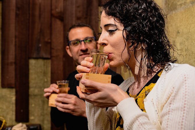 Tokyo Sake Tour with a Local Guide, Private & Tailored to Your Taste - Starting near Shinjuku Station