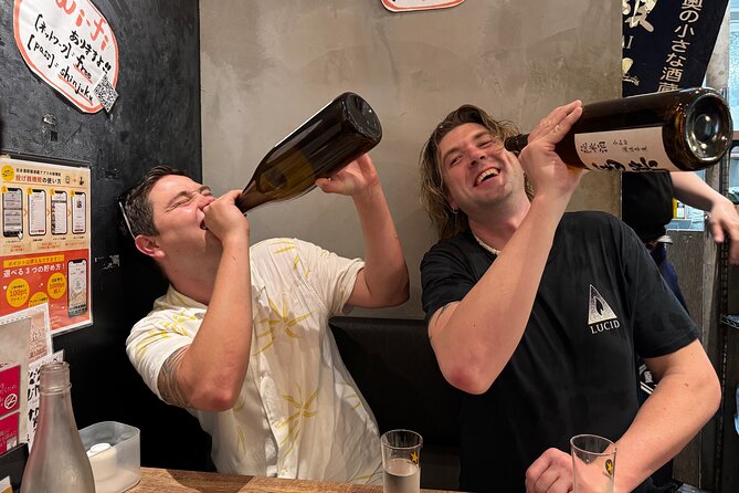 Tokyo: Shinjuku Local Bar Hopping Walking Tour - The guide can shape the whole evening