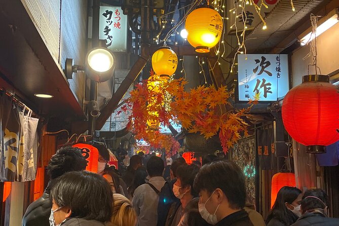 Tokyo: Shinjuku Local Bar & Izakaya Crawl Tour - Guides make the difference