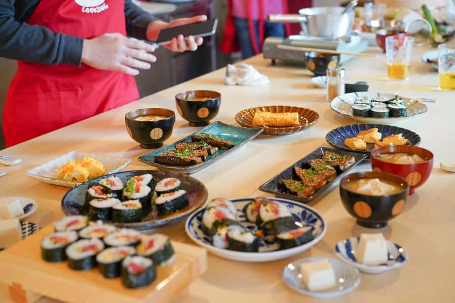Tokyo: Sushi Cooking Class with Sake Tasting - From Iriya Station to the supermarket