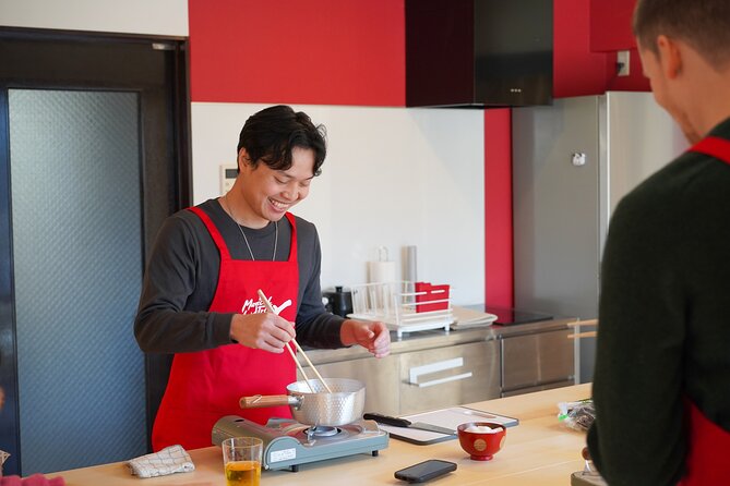 Tokyo Washoku 4-hour Cooking Class: From Market to Table - What your guide adds to the class
