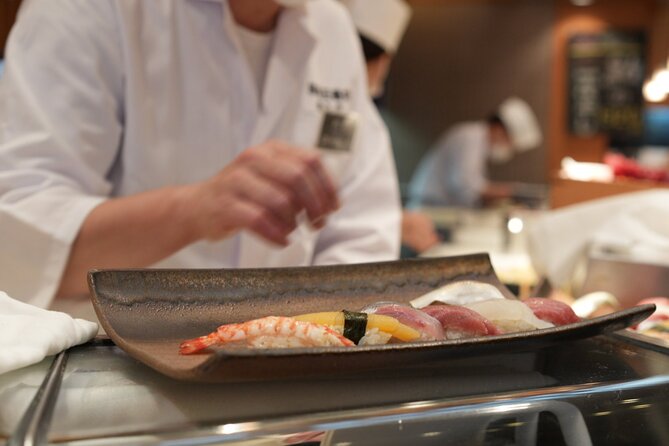 Tsukiji Market Eating Tour, Authentic Sushi & Sake Comparison - Sake Comparison and the Sushi Finish