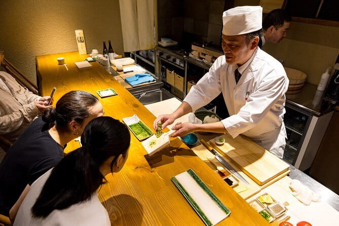 Unlimited SAKE Tasting《OVER-THIRTY-BOTTLES》From ALL OVER JAPAN! - Nana, Suemi, and the value of the guide