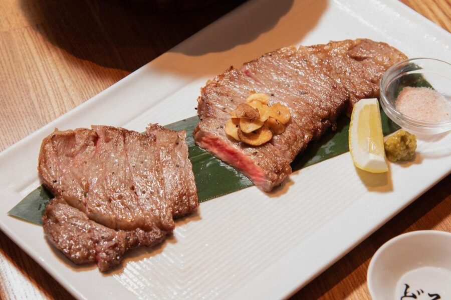 Wagyu & Sake 8 Course Tasting Dinner in Shinjuku - Who will enjoy this most